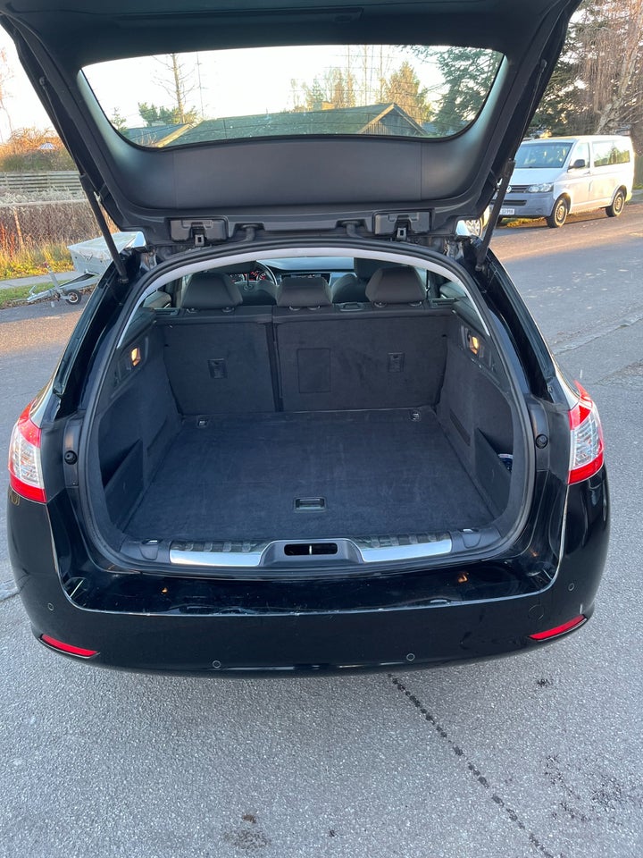 Peugeot 508 2,0 HDi 140 Active SW 5d