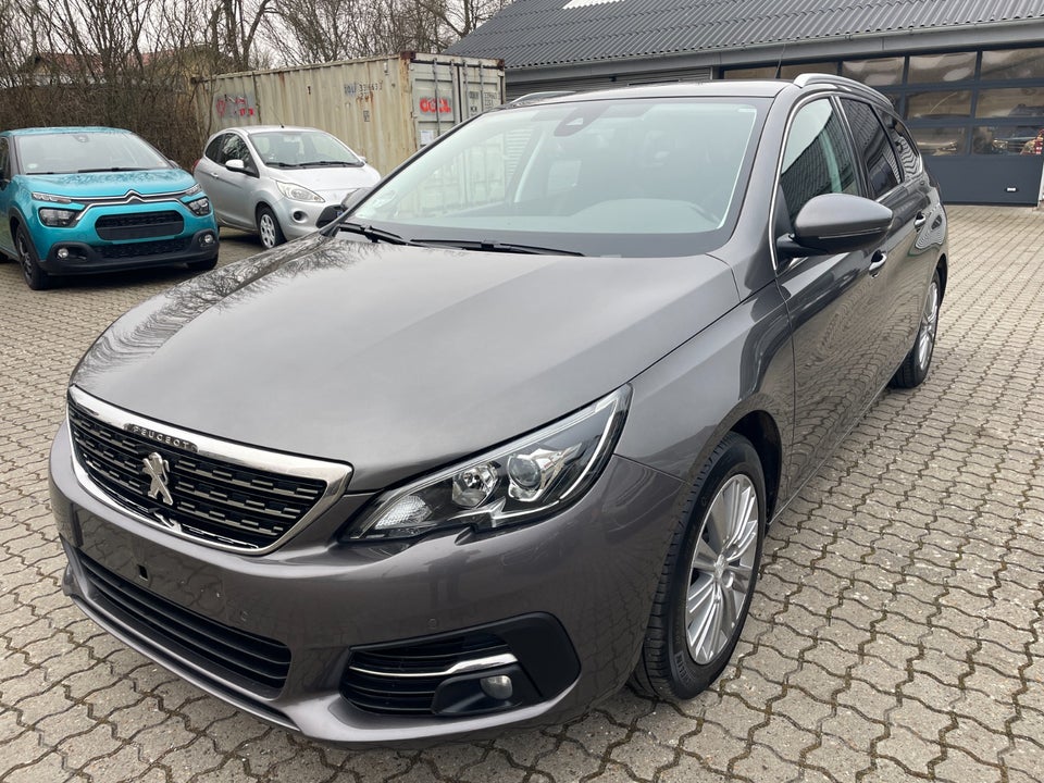 Peugeot 308 1,6 BlueHDi 120 Allure Sky SW 5d