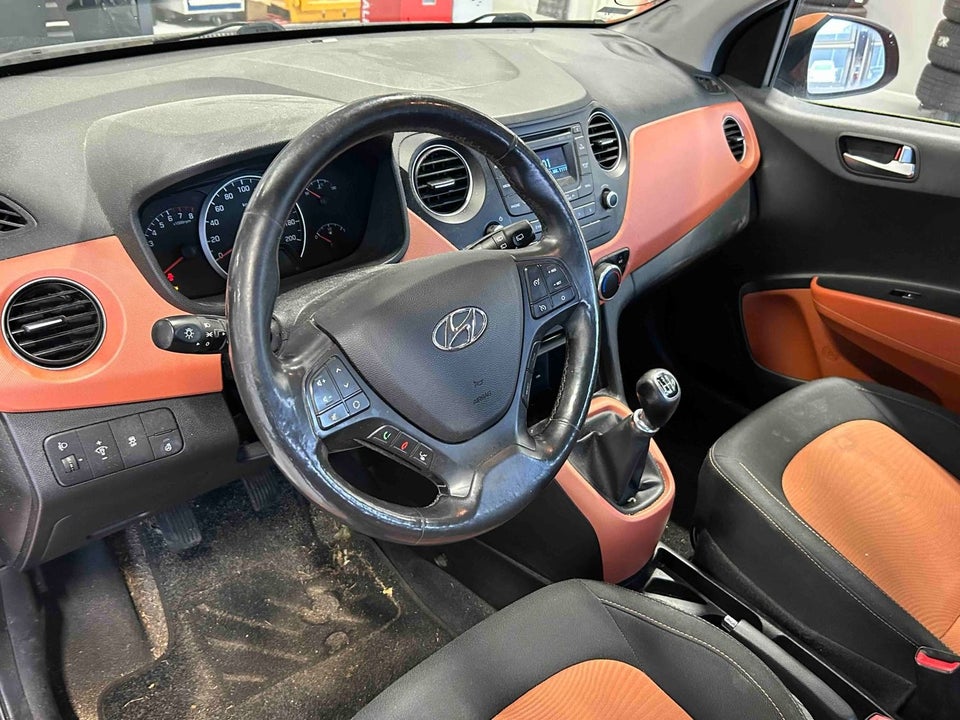 Hyundai i10 1,0 Style 5d
