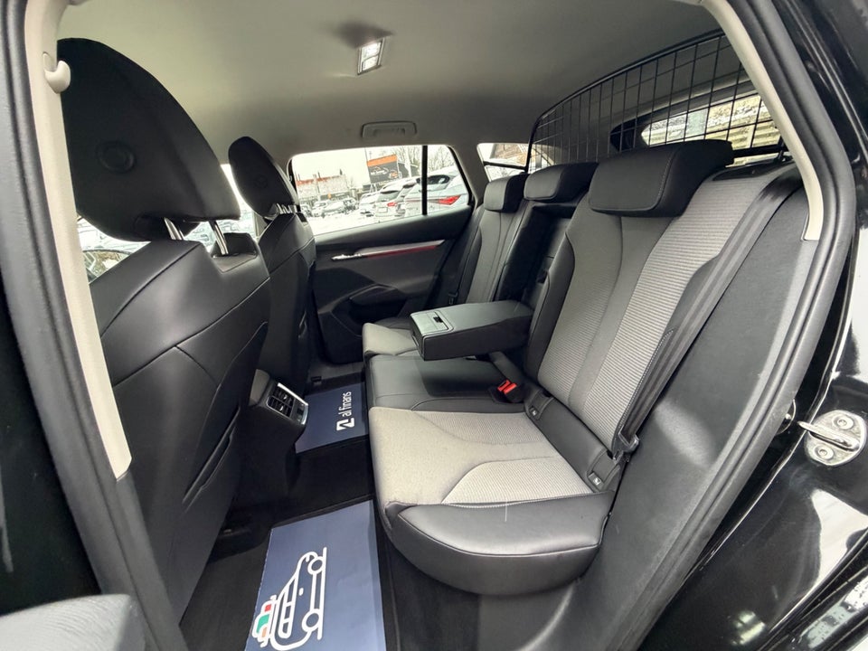 Skoda Enyaq 80 iV Loft 5d