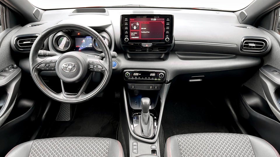 Toyota Yaris 1,5 Hybrid H3 Premier Edition e-CVT 5d