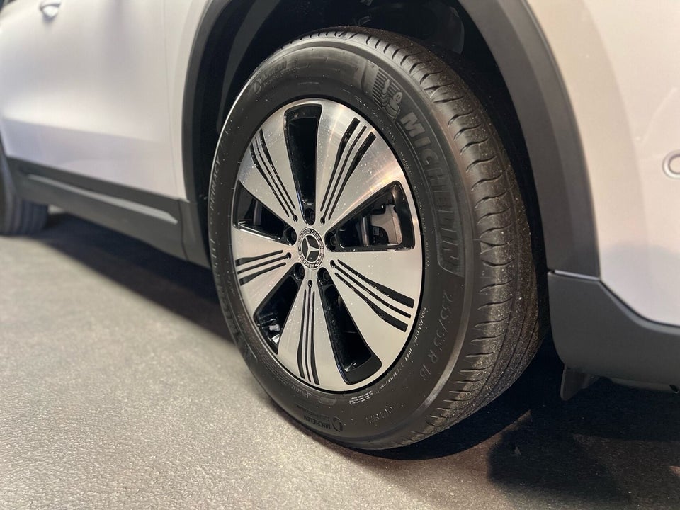 Mercedes EQA250+ Progressive Advance 5d
