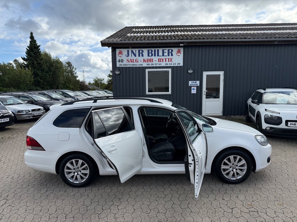 VW Golf VI 1,6 TDi 105 Comfortline Variant DSG BM 5d