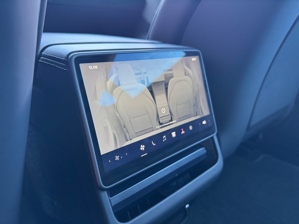 Tesla Model 3 RWD 4d