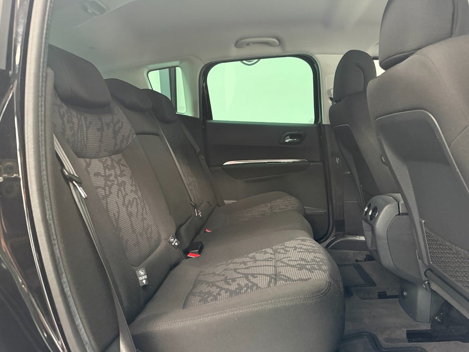 Peugeot 3008 1,6 HDi 112 Premium+ 5d