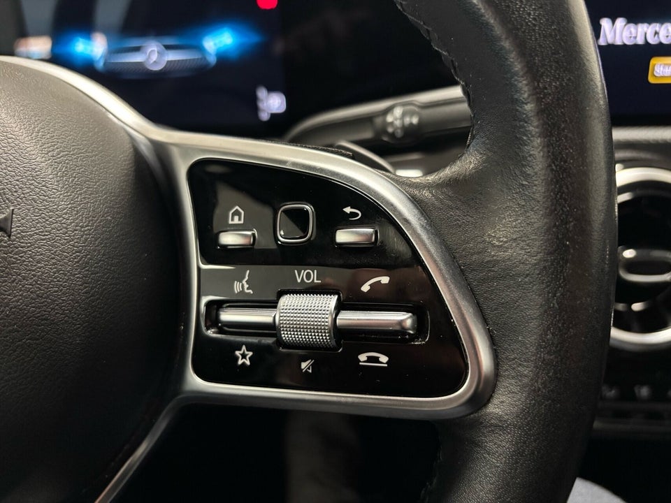 Mercedes A200 1,3 Progressive aut. 5d