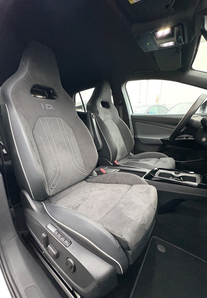 VW ID.4 77 Pro 5d