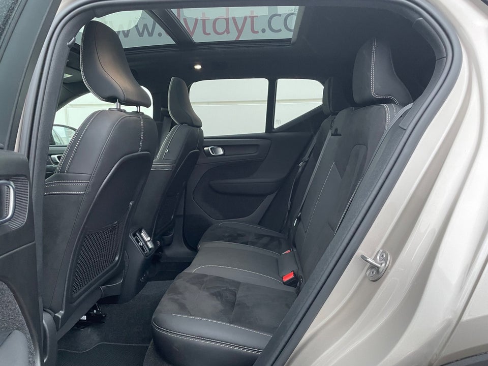 Volvo XC40 ReCharge Extended Range Ultimate 5d