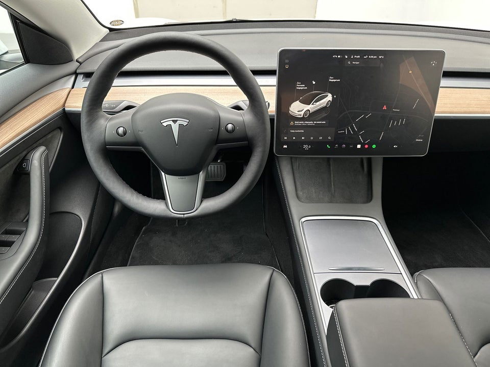 Tesla Model 3 RWD 4d