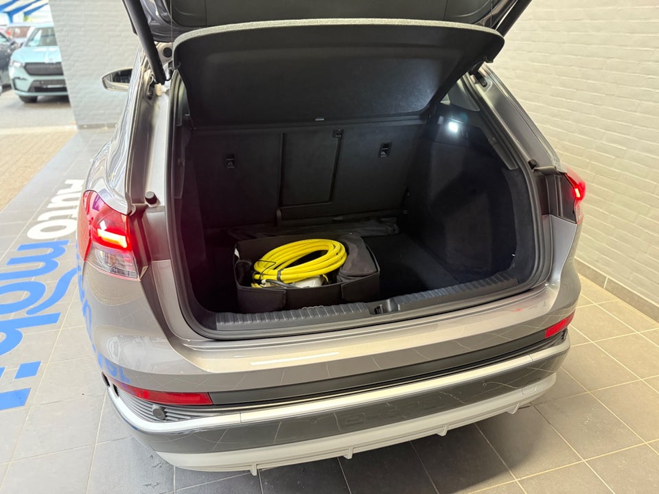 Audi Q4 e-tron 45 S-line quattro 5d