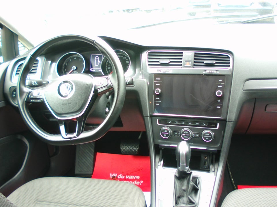 VW Golf VII 1,5 TSi 130 Comfortline Variant DSG 5d
