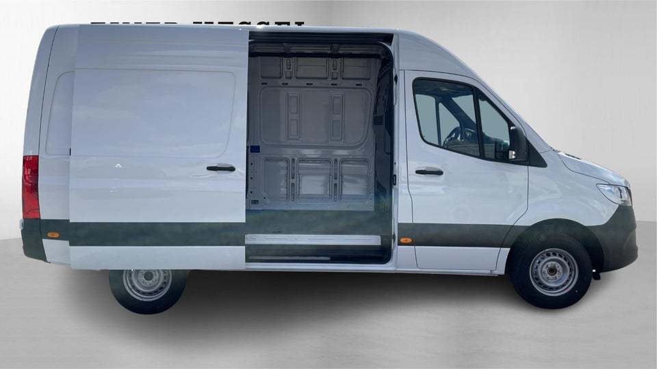 Mercedes Sprinter 317 2,0 CDi A2 Kassevogn PRO RWD