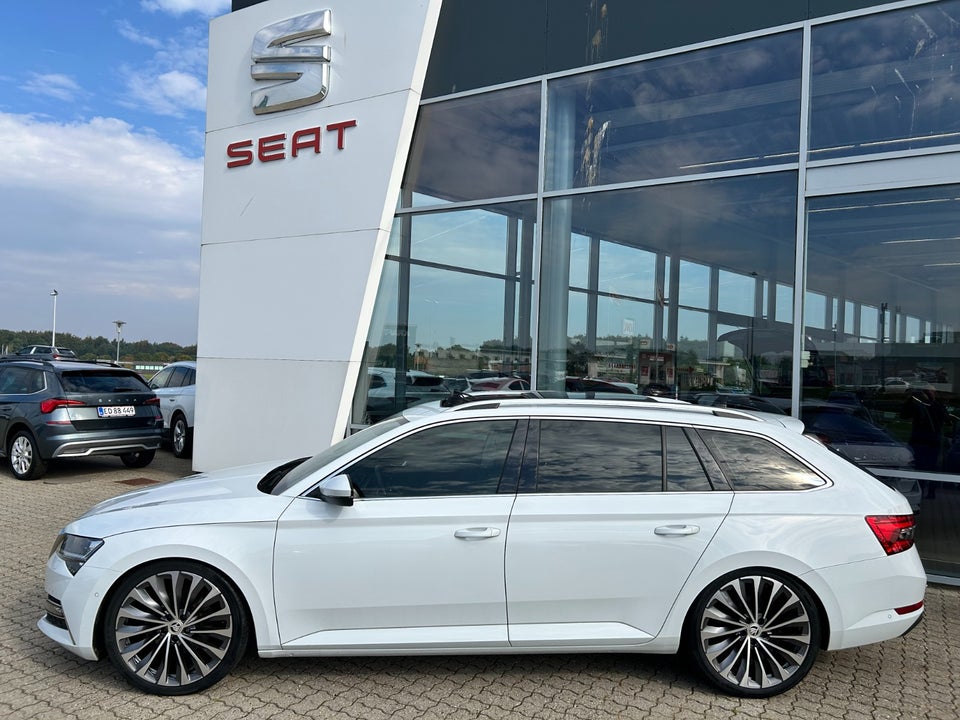 Skoda Superb 1,4 TSi iV Business Executive Combi DSG 5d