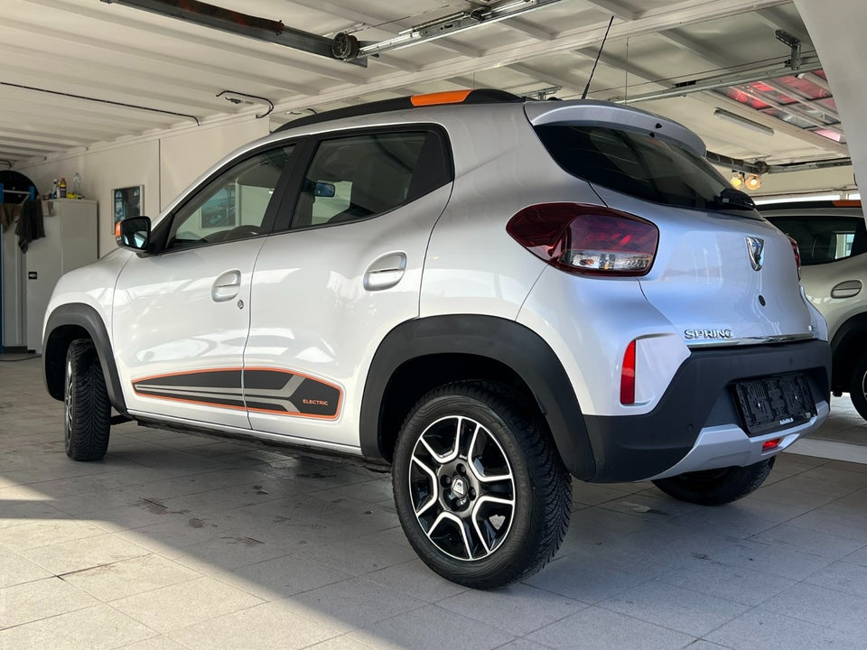 Dacia Spring Comfort+ 5d