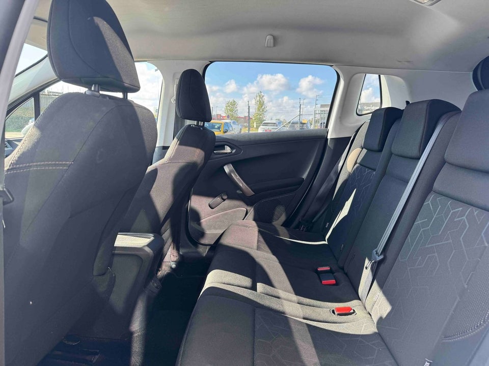 Peugeot 2008 1,2 VTi 82 Active 5d