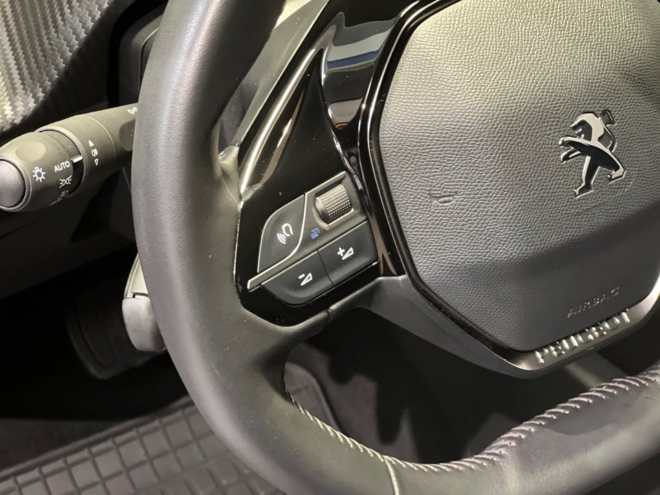 Peugeot e-2008 50 Active 5d