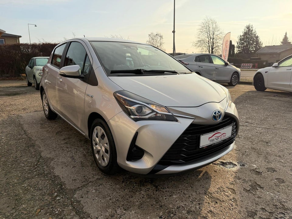 Toyota Yaris 1,5 Hybrid H2 e-CVT 5d