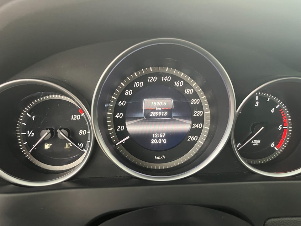 Mercedes C180 2,2 CDi BE 4d