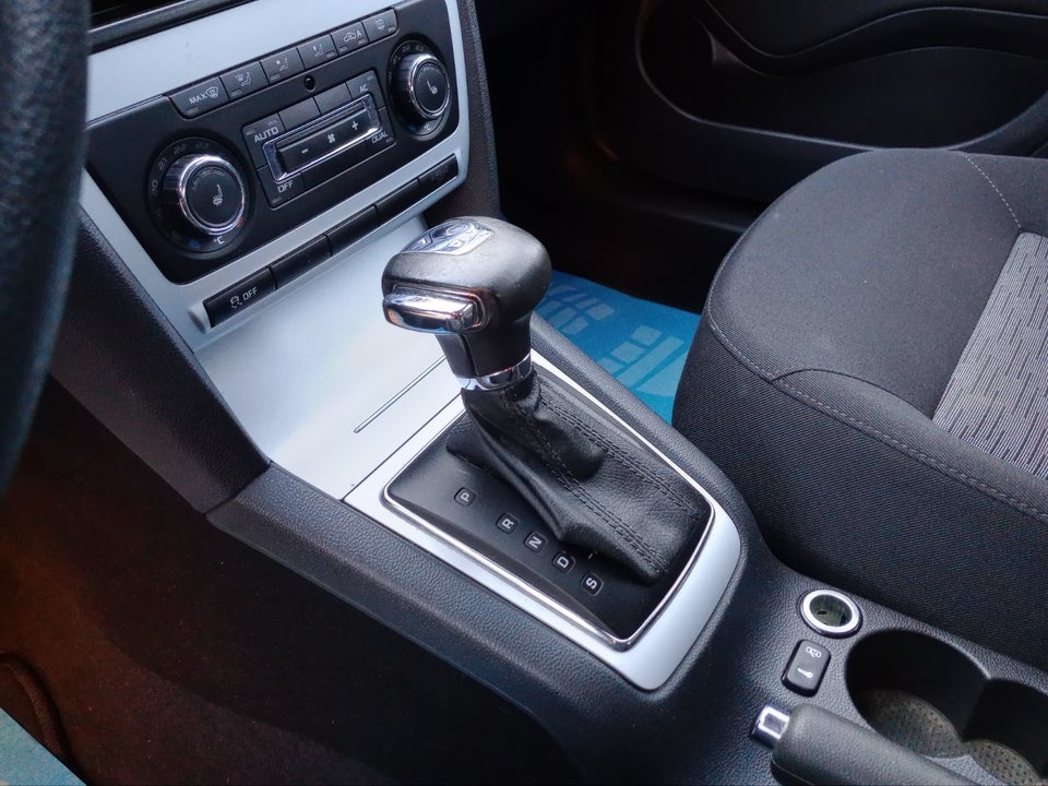 Skoda Octavia 1,2 TSi 105 Ambiente Combi DSG 5d