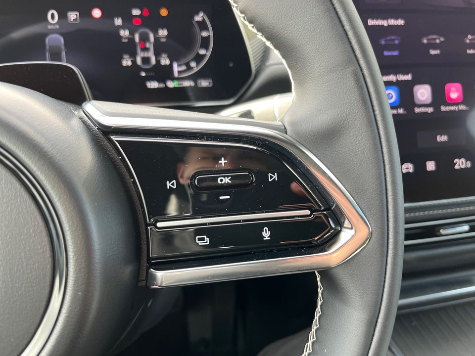 Mazda 6e Takumi Long Range 5d