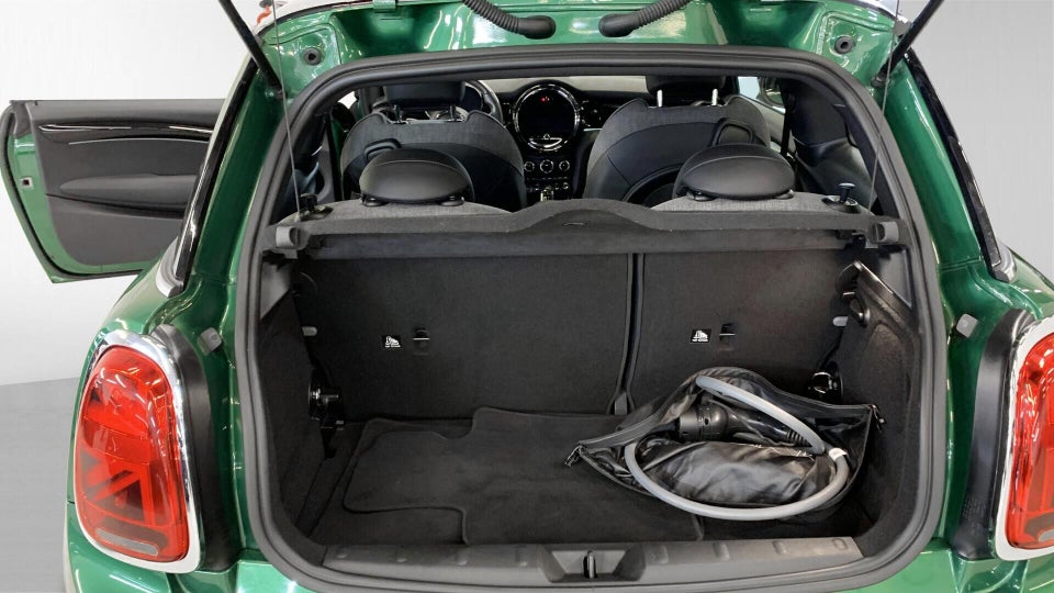 MINI Cooper SE Classic Trim 3d