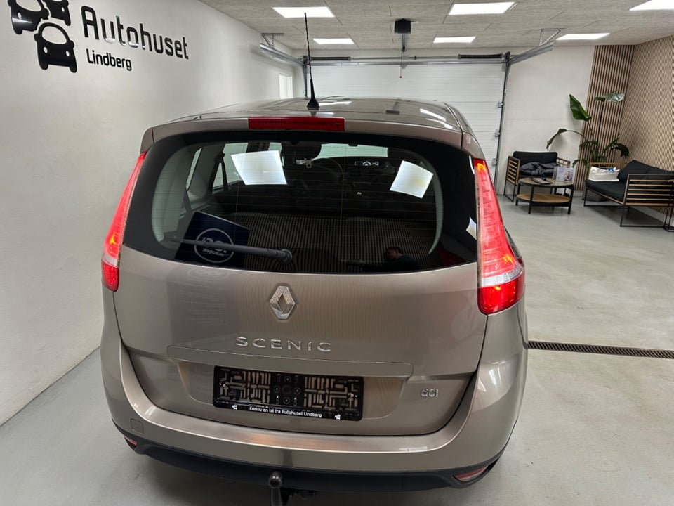 Renault Grand Scenic III 1,5 dCi 110 Dynamique 7prs 5d