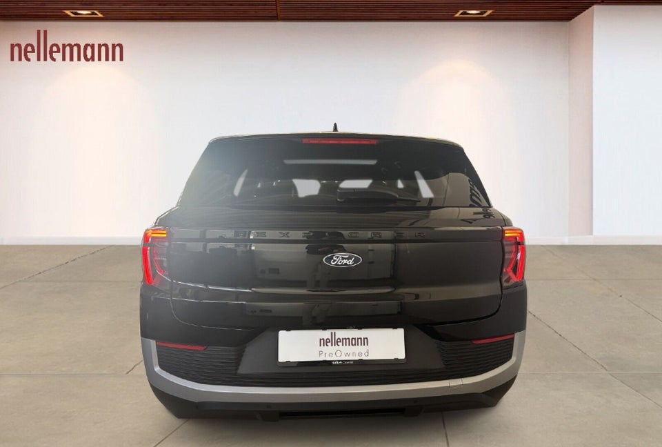 Ford Explorer 82 Premium Extended Range 5d