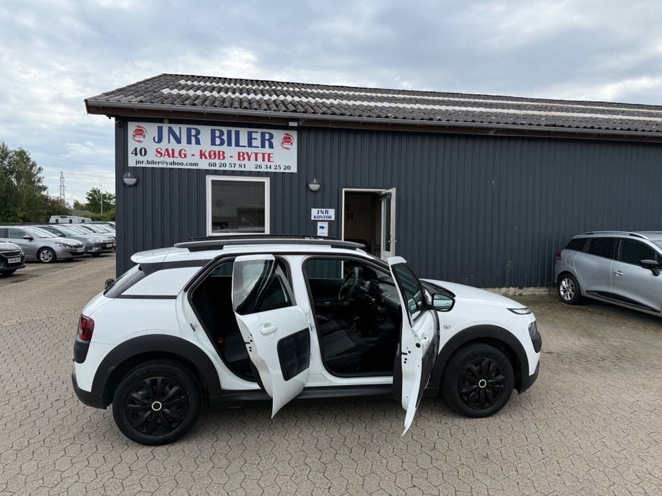 Citroën C4 Cactus 1,2 PureTech 82 Feel 5d
