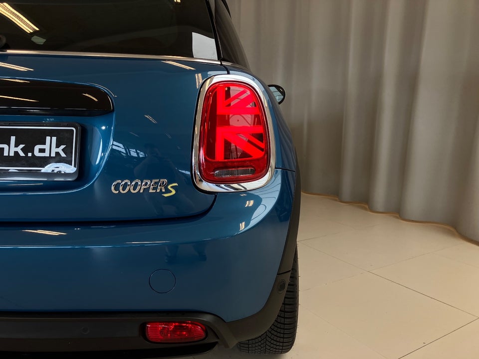 MINI Cooper SE Classic Trim 3d