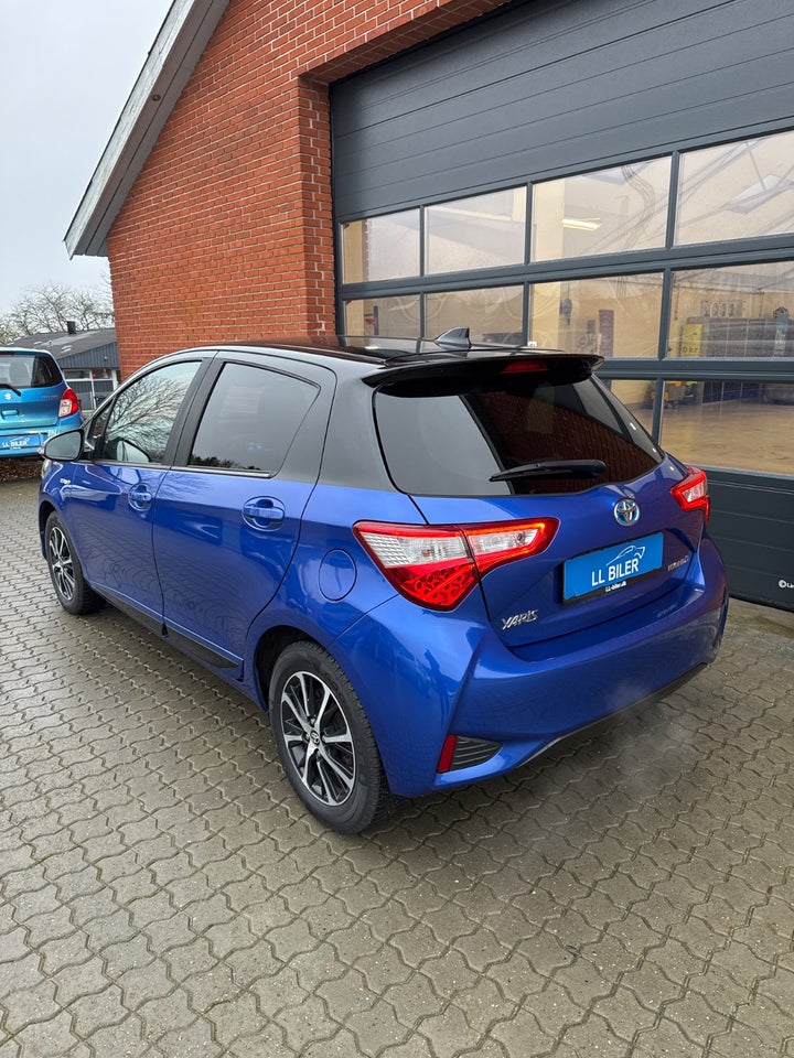 Toyota Yaris 1,5 Hybrid H3 Premium e-CVT 5d