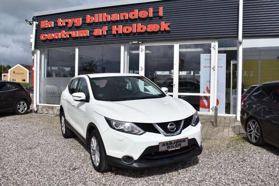 Nissan Qashqai 1,6 Dig-T 163 Acenta 5d