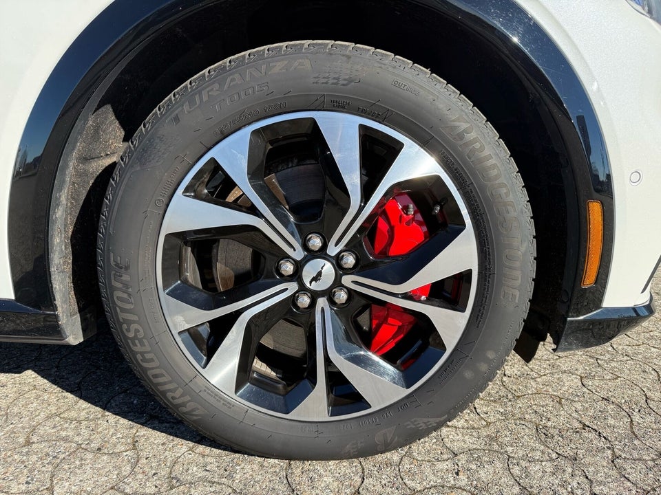 Ford Mustang Mach-E 91 Premium Extended Range AWD 5d