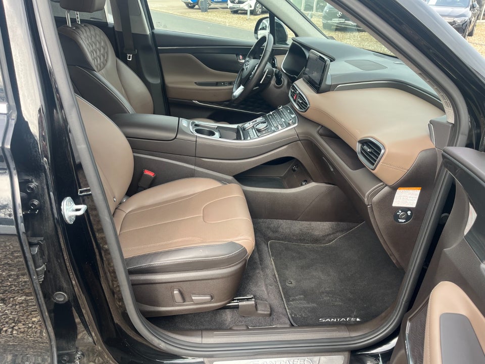 Hyundai Santa Fe 1,6 PHEV Executive aut. 4WD 5d
