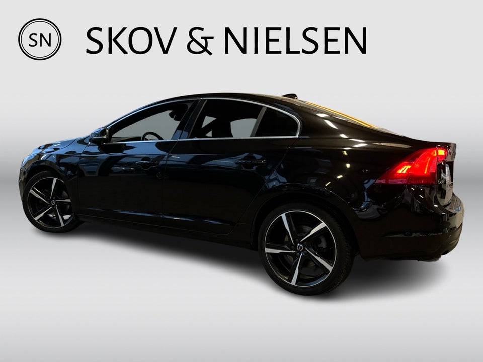 Volvo S60 2,0 D3 150 Momentum aut. 4d