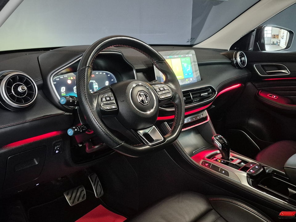 MG EHS 1,5 PHEV Luxury 5d