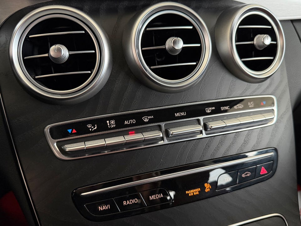 Mercedes C220 d 2,0 AMG Line aut. 4d