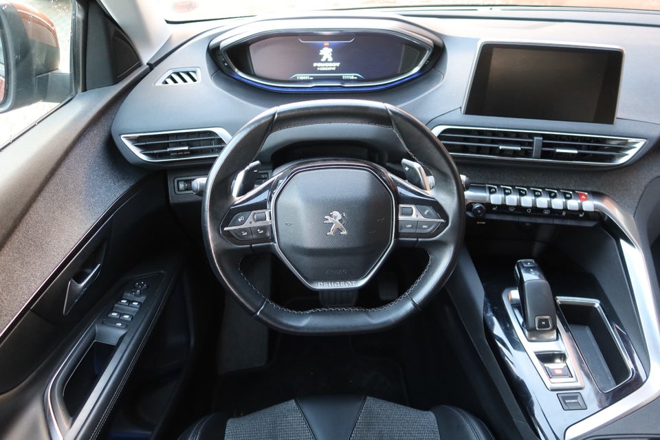 Peugeot 3008 1,2 e-THP 130 Allure EAT6 5d