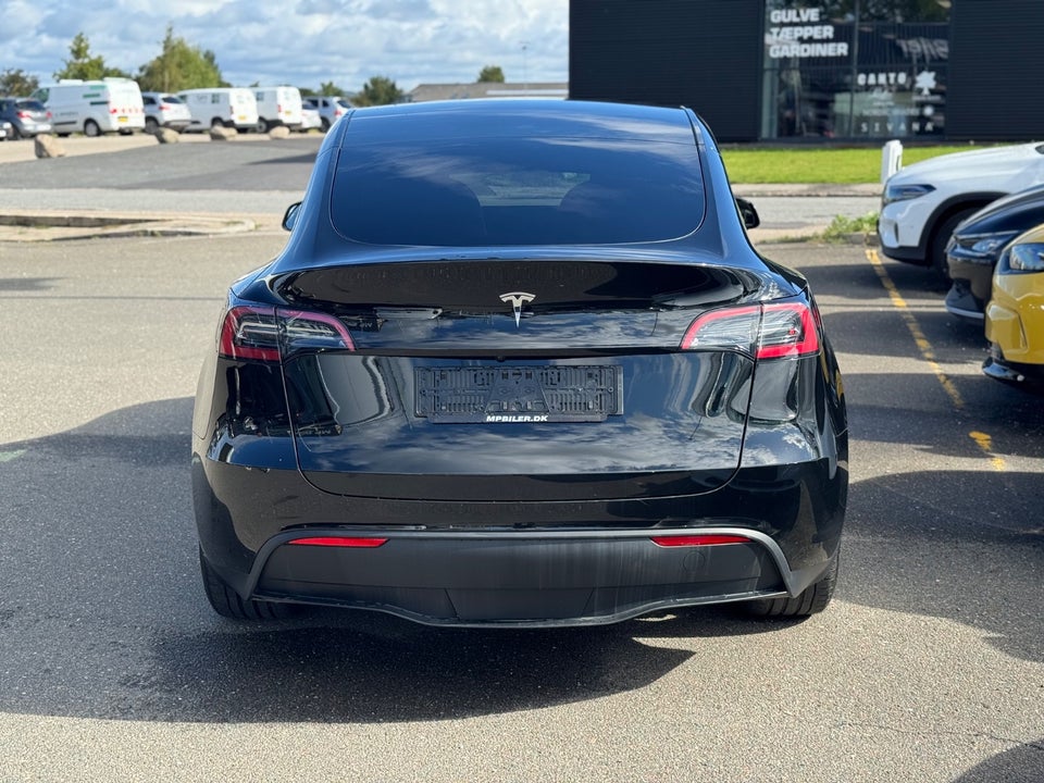 Tesla Model Y RWD 5d