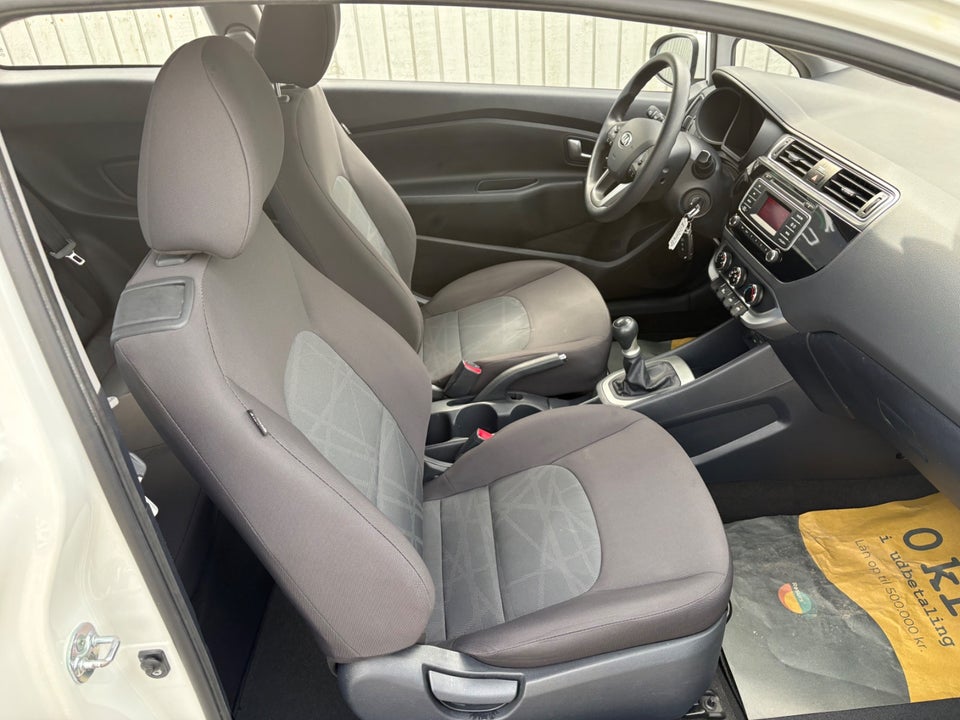 Kia Rio 1,2 CVVT Base 3d