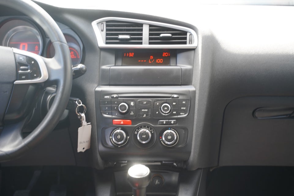 Citroën C4 1,6 HDi 90 Seduction 5d