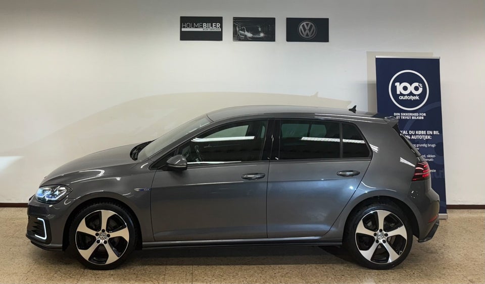 VW Golf VII 1,4 GTE DSG 5d