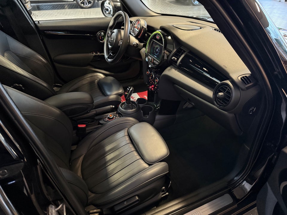 MINI Cooper 1,5 Experience aut. 5d