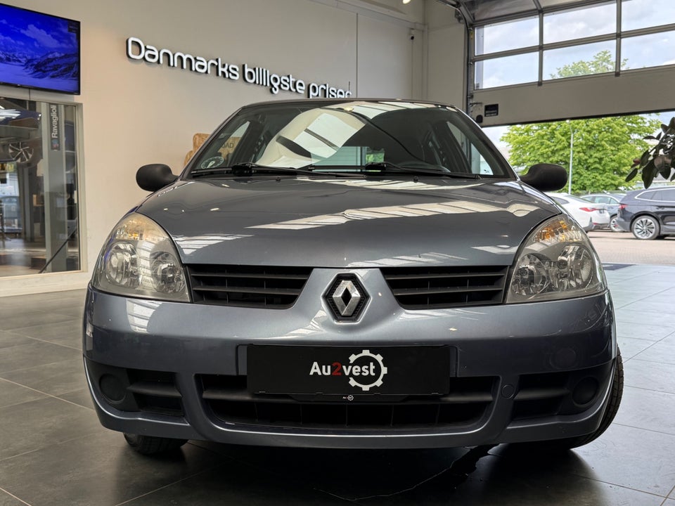 Renault Clio II 1,2 8V Storia 3d