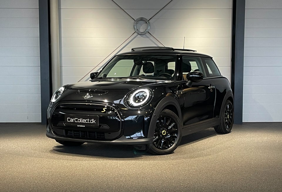 MINI Cooper SE Classic Trim 3d