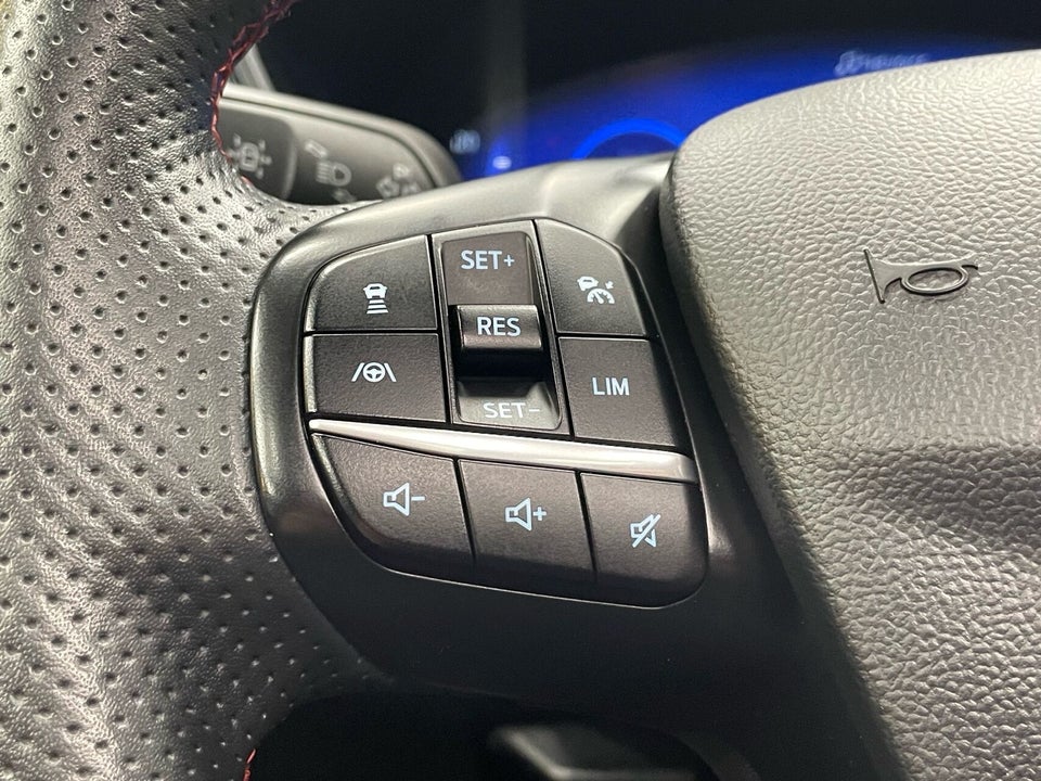 Ford Kuga 2,5 PHEV ST-Line X CVT 5d