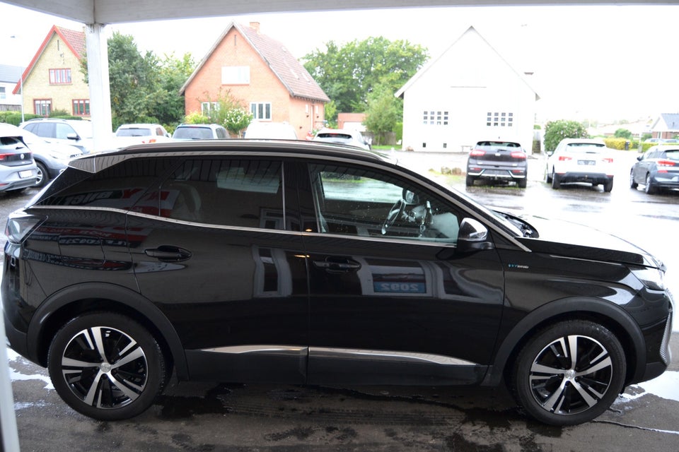 Peugeot 3008 1,6 Hybrid GT Black Pack EAT8 5d
