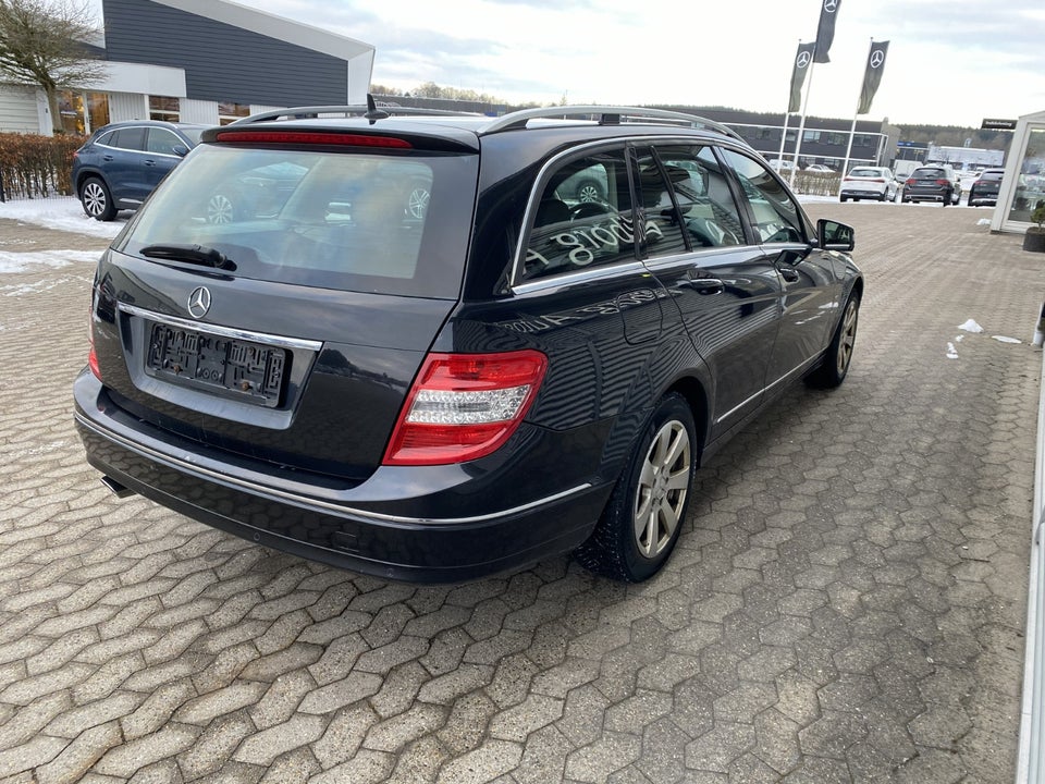 Mercedes C220 2,2 CDi Avantgarde stc. aut. 5d
