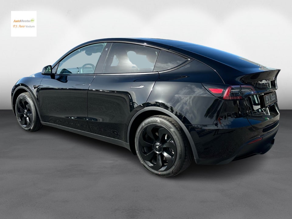 Tesla Model Y RWD 5d