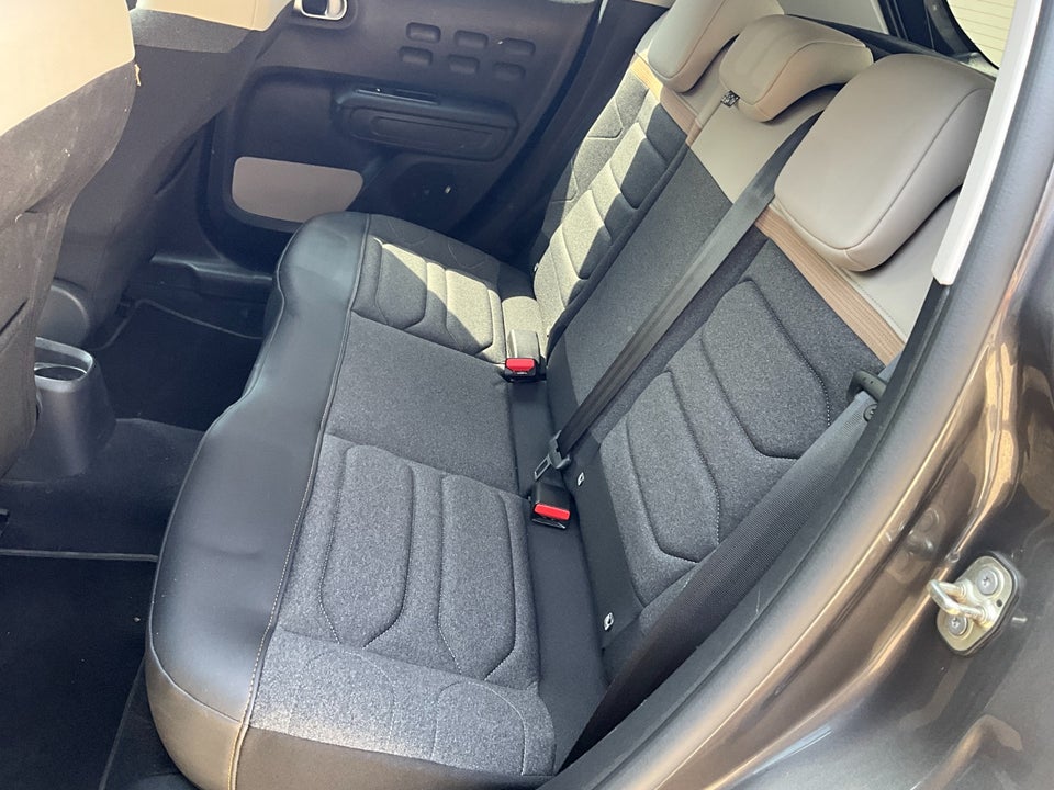 Citroën C3 1,2 PureTech 83 Shine Sport 5d