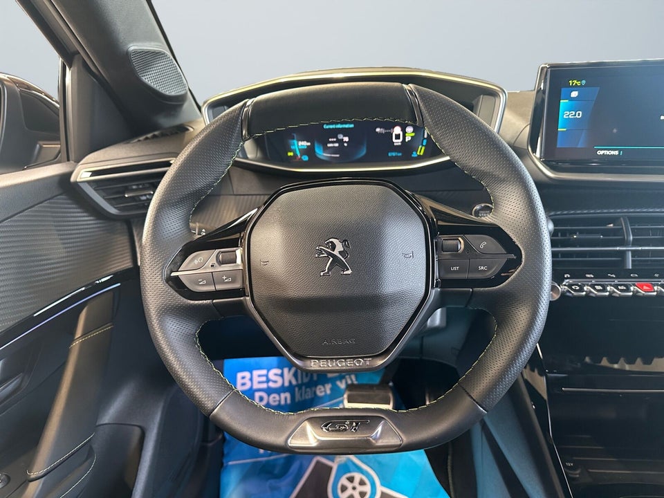 Peugeot e-208 50 GT 5d